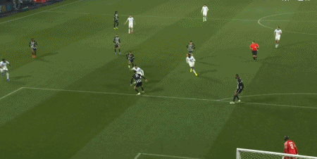 半场：昂热1-4马赛，哈米德-特拉奥雷传射，古伊里、格林伍德建功